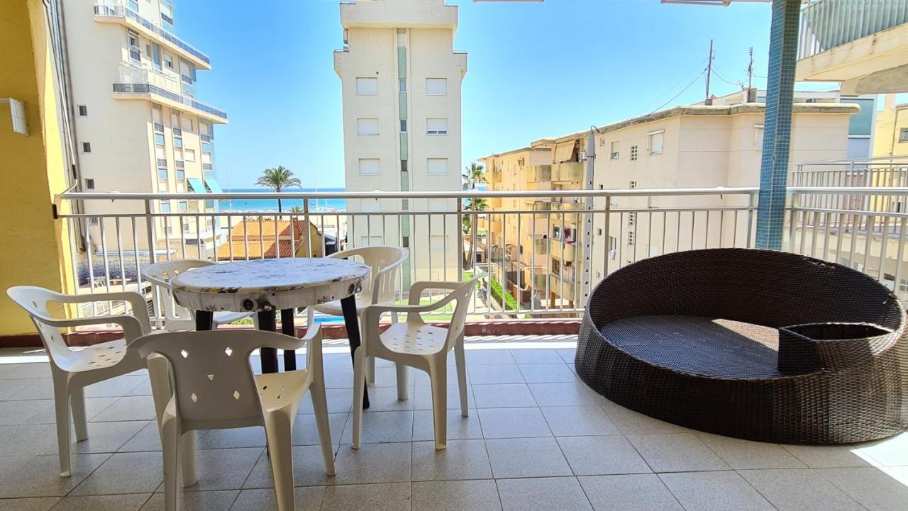 Апартаменты Bonanza - 40 Metros De La Playa! Гандия Экстерьер фото