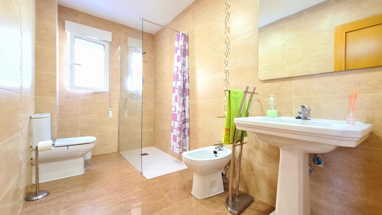 Апартаменты Bonanza - 40 Metros De La Playa! Гандия Экстерьер фото